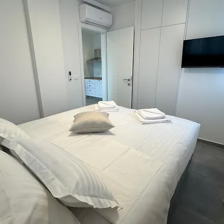 Rosa - Sea View & Private Parking