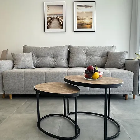 Rosa - Sea View & Private Parking Daire