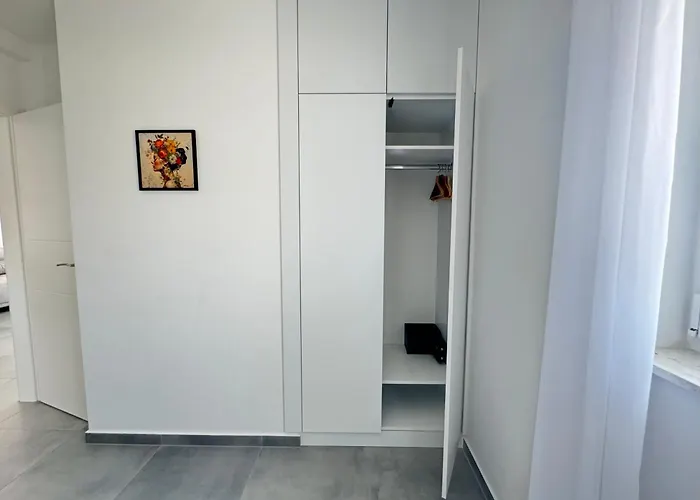 Rosa - Sea View & Private Parking