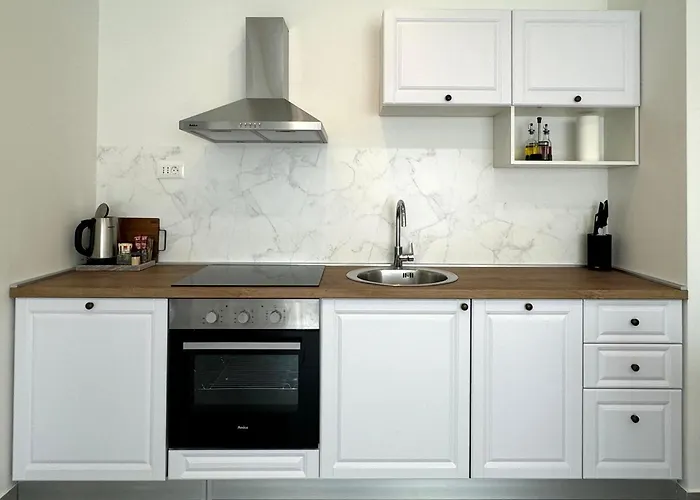 Apartment Rosa - Sea View & Private Parking